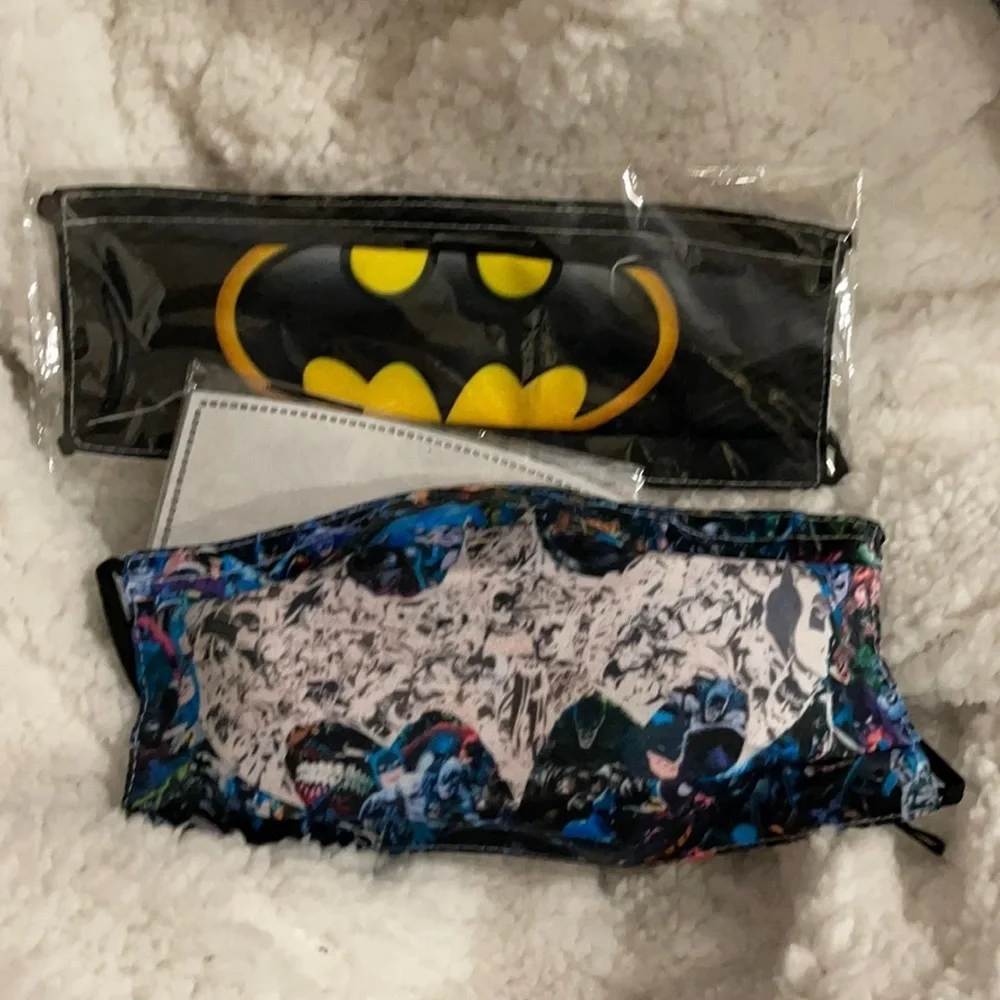 New set/2 Batman face masks